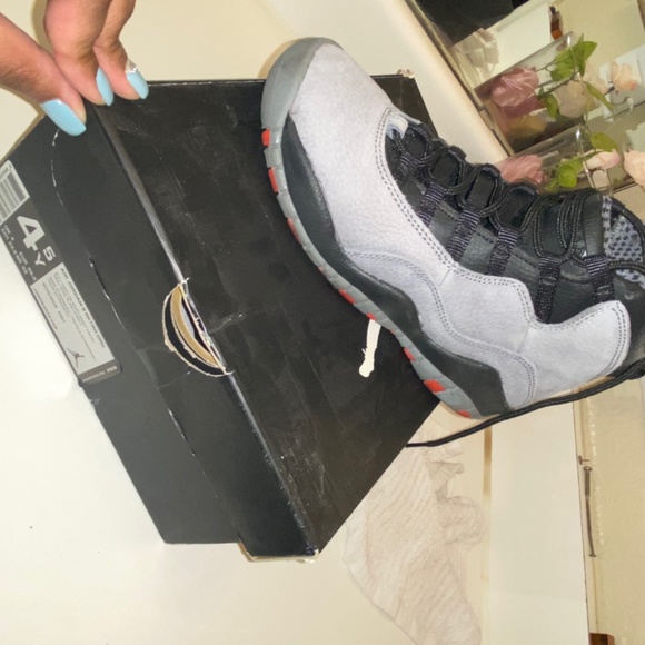 Jordan Retro 10 - Picture 2 of 3